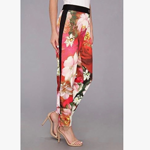 Ted Baker Tina Rose on Canvas Floral Print Crop Trousers Pants Ted Size 5 US 14 - Picture 3 of 14